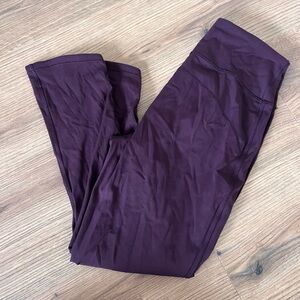 Lululemon cropped legs in maroon